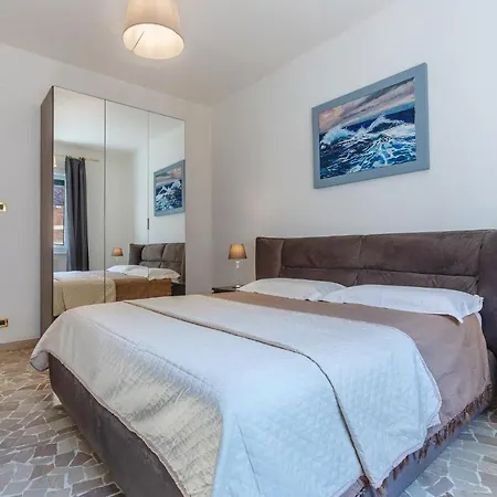 Mercato Delle Erbe Big *